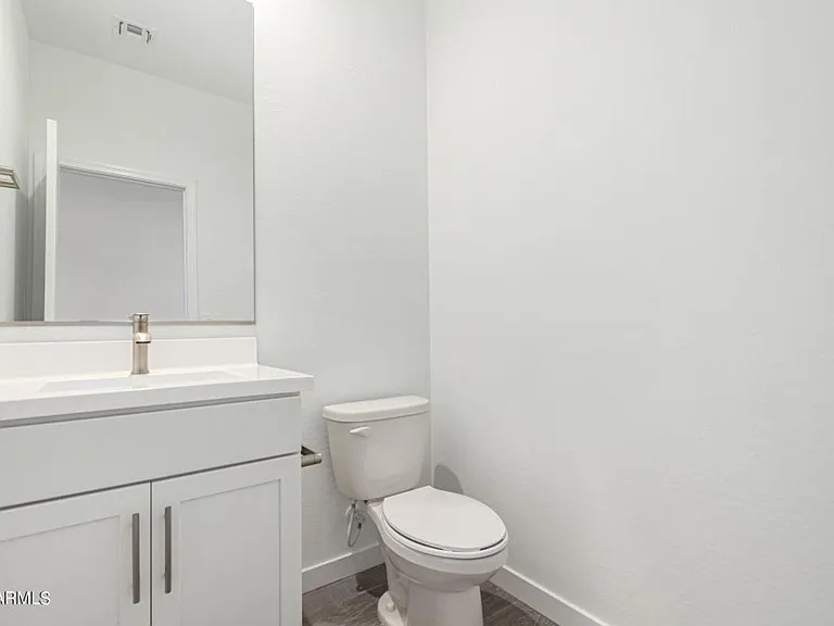 10773 W Baden St — Photo 7