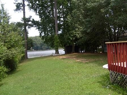 2nd image of 704 Lake Dr