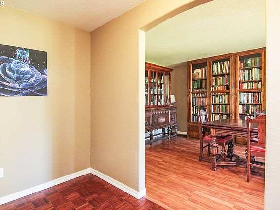 4th image of 6100 NE 138th Ave