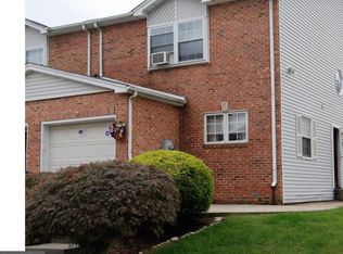 1108 Tabor Ln, Philadelphia, PA 19111