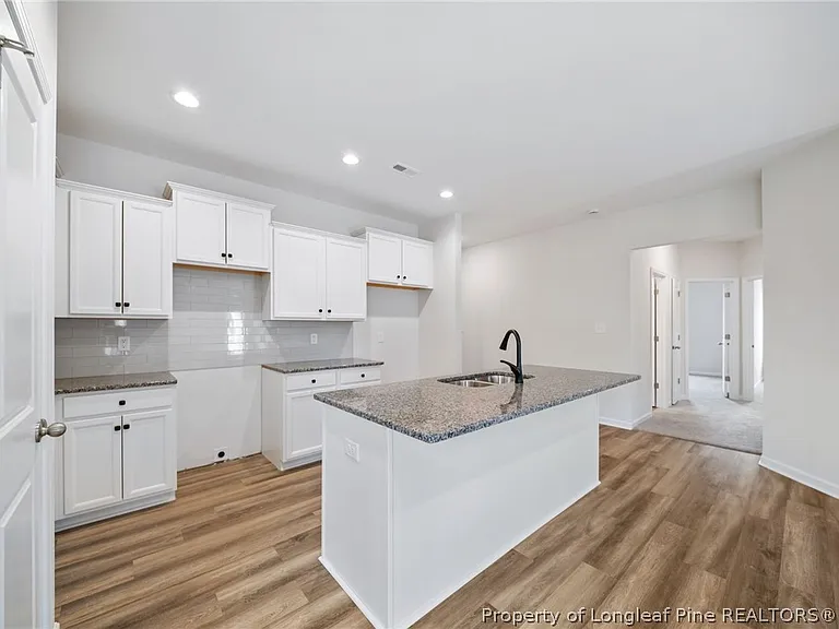 4052 Lofton St — Photo 7
