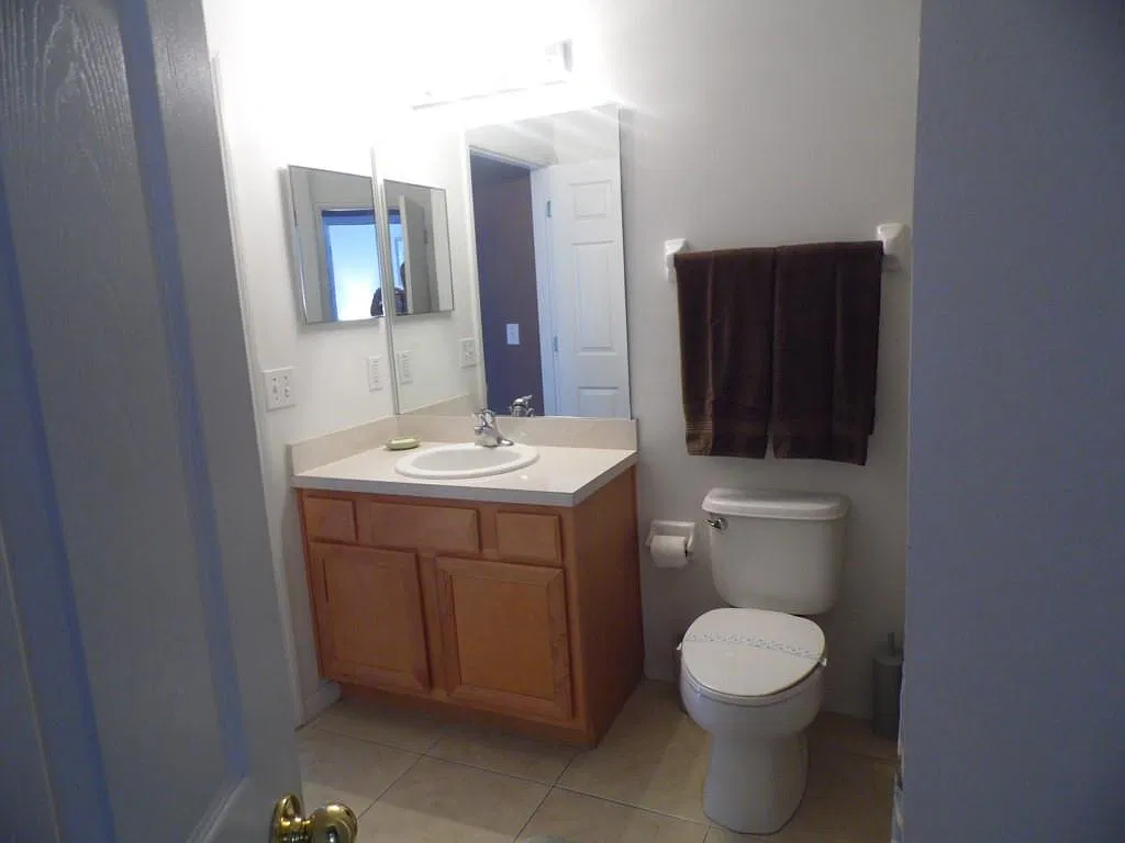4 bed, 1600 sqft, $2,950 — Photo 4