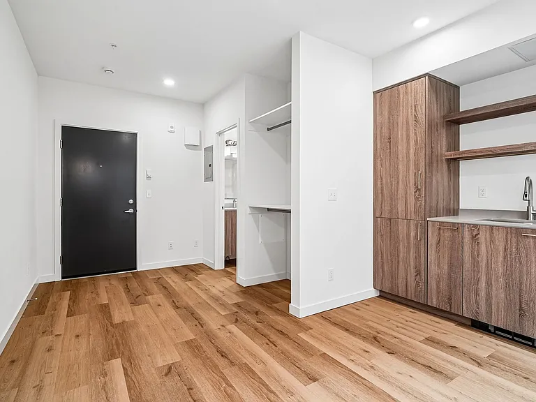Brand-New Studio Near UW | Furnished Options & Luxury Amenities at Graceland Apartments Seattle — Photo 30