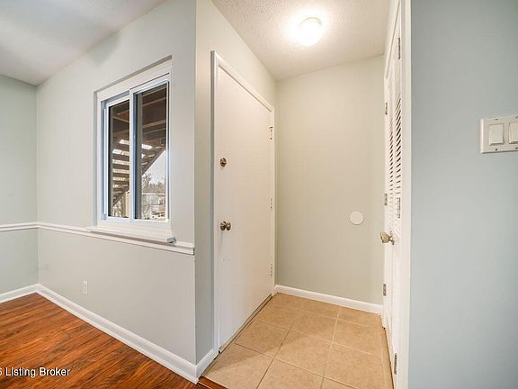 3rd image of 1815 Gardiner Ln APT G58