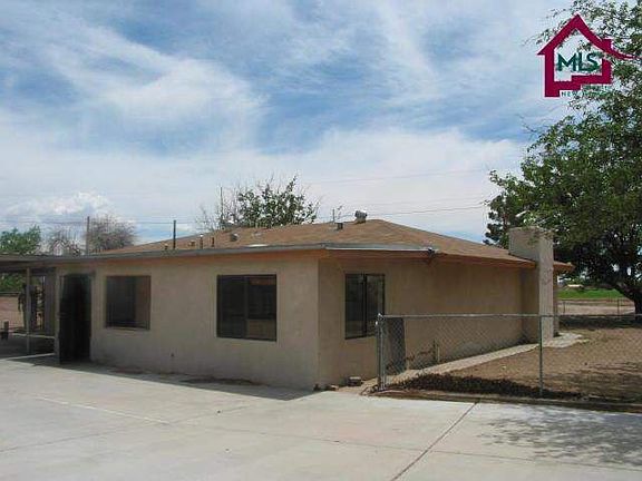 2nd image of 1005 Las Mananitas Ln