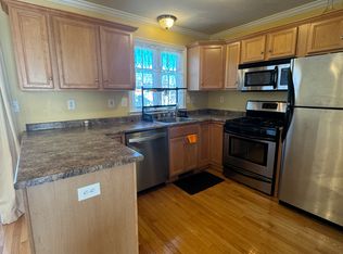139 Summer St APT 1, Lowell, MA 01852
