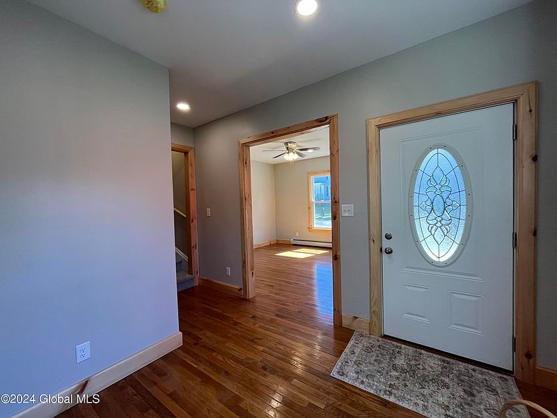 5th image of 301 Prospect Street