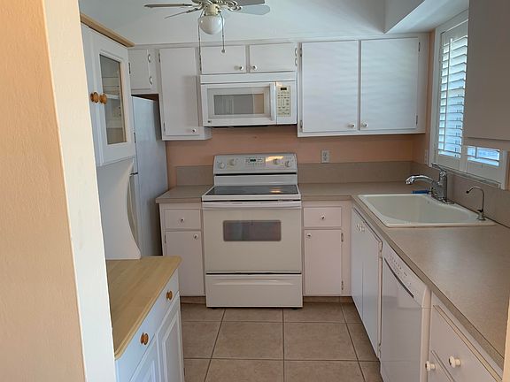 2nd image of 18081 SE Country Club Dr APT 17-169