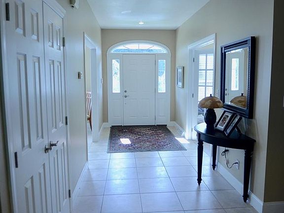 3rd image of 1044 Tierra Vista Dr