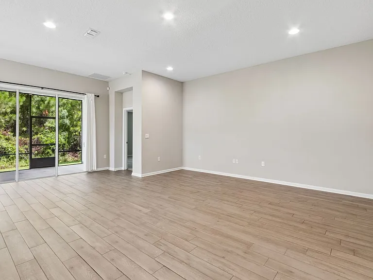 70305 Winding River Dr — Photo 4