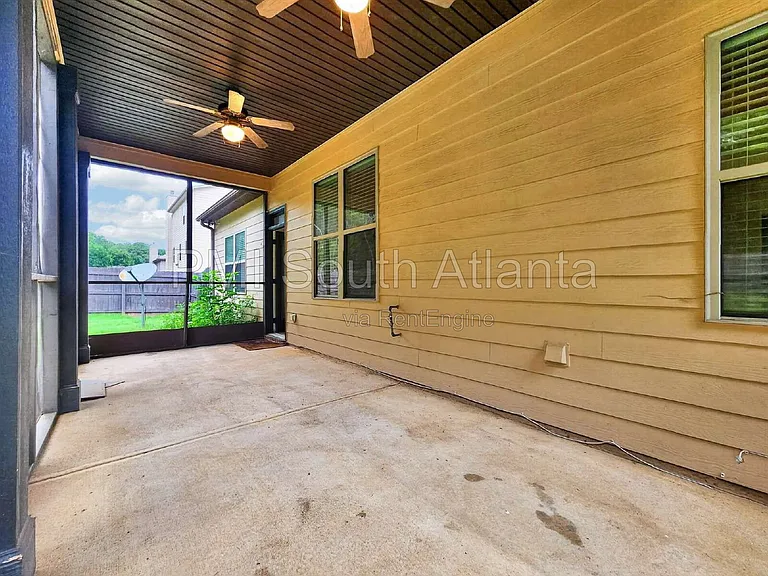 305 Legends Dr — Photo 46