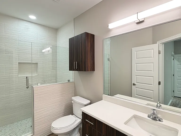 4000 Walnut Ave #1 — Photo 10