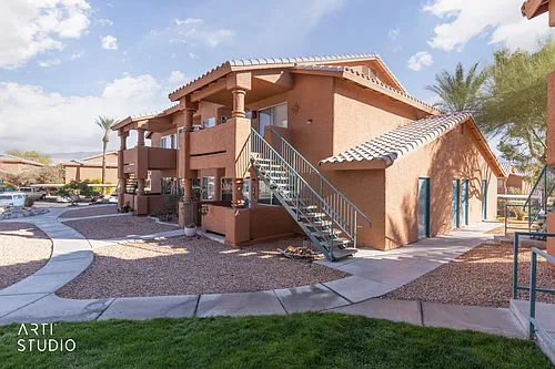 835 Mesquite Springs Dr #201 Photo 1