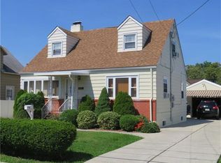 677 Carson Ave, Perth Amboy, NJ 08861