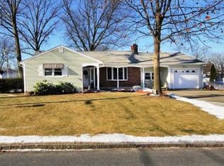 20 Primrose St, Springfield, MA 01151