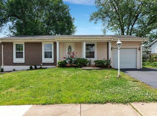 2226 Guebert Rd, Fenton, MO 63026
