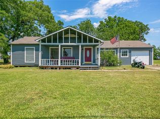 205 E Fm 6, Nevada, TX 75173