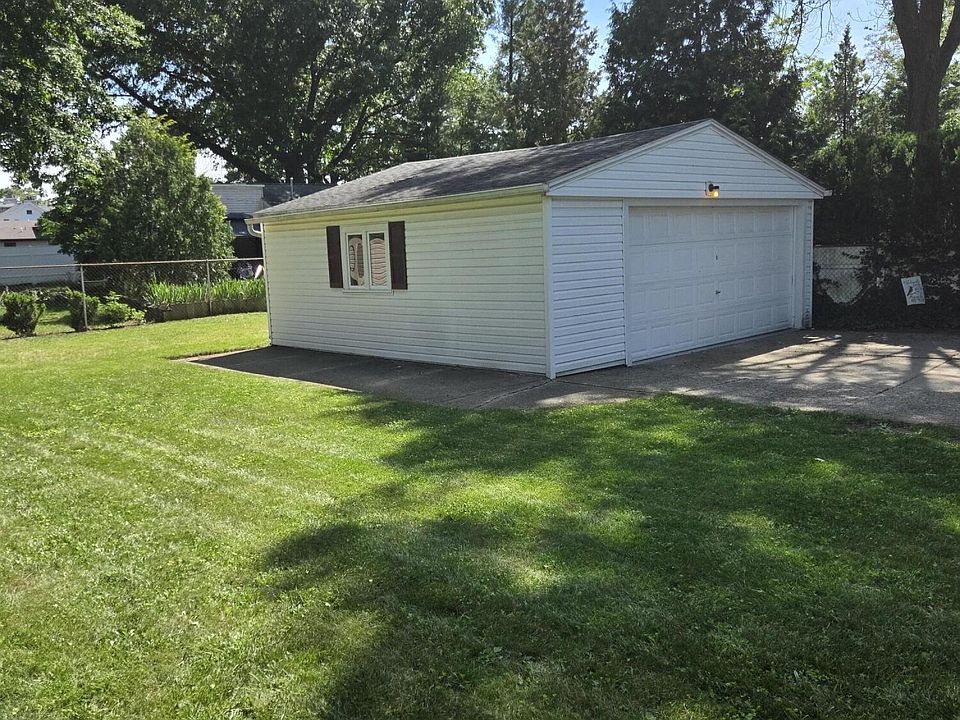 120 E Houstonia Ave, photo 18
