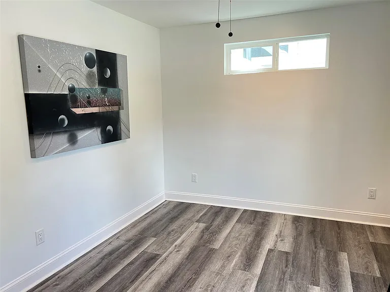 4703 Park Dr — Photo 3