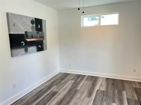 4703 Park Dr, Houston, TX 77023