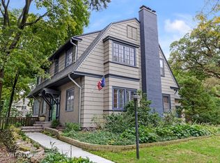 830 Monticello Pl, Evanston, IL 60201