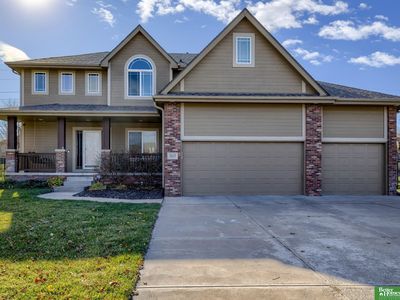 7615 Ponderosa Dr, Papillion, NE, 68046