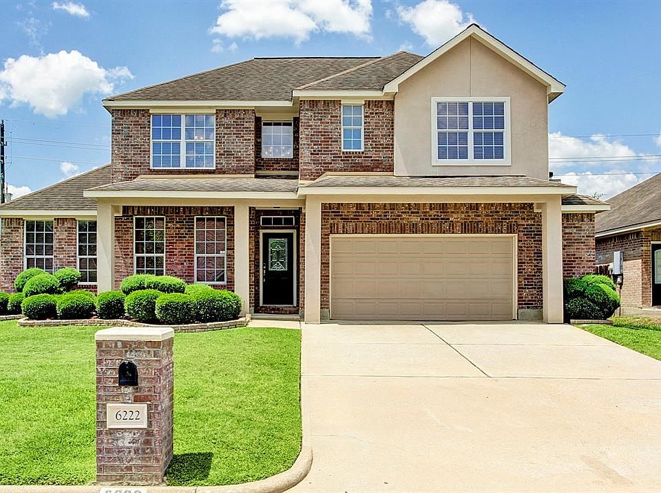 Welcome to 6222 Borg Breakpoint Dr.  This well manicured home in Wimbledon Champions is for sale and waiting for it's new family.  Call today for a private showing.