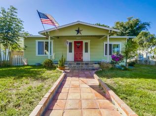 704 S Parton St, Santa Ana, CA 92701