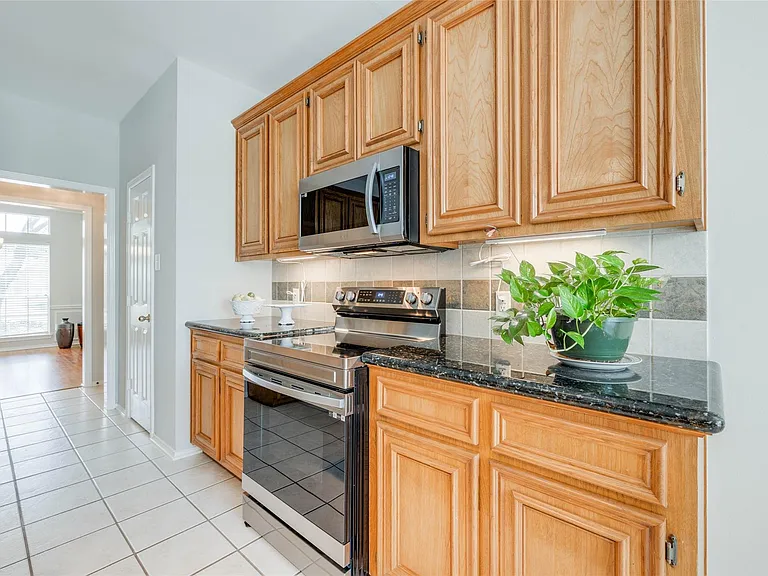 12414 N Shadow Cove Ln — Photo 17