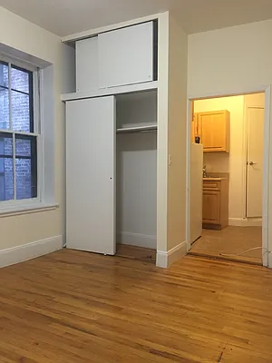 Rented by Waverly Realty Associates | media 27