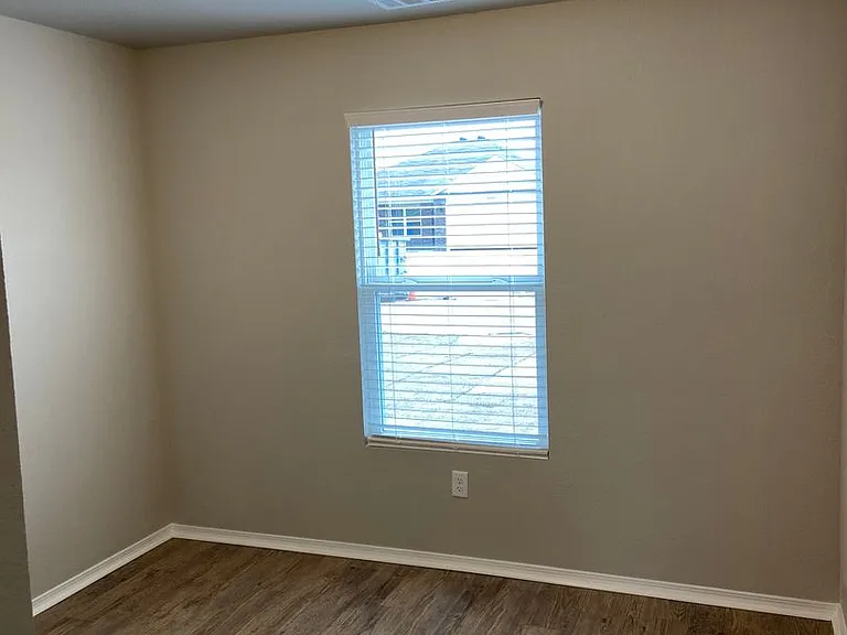 3622 Hargis Dr — Photo 10