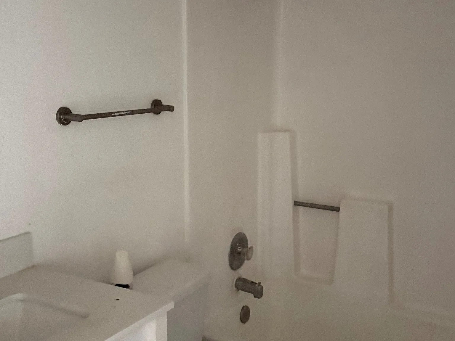 1 bed, 375 sqft, $1,750 — Photo 3
