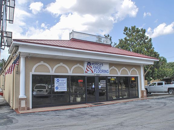 3rd image of 10809 Kingston Pike