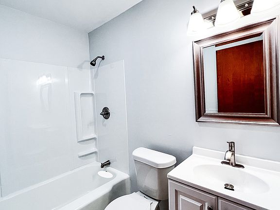 2nd image of 28571 James St