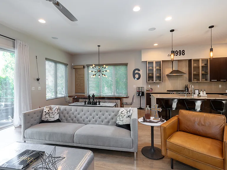 2604 Millie Ln — Photo 7