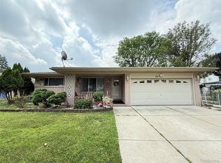 3410 Girard Dr, Warren, MI 48092