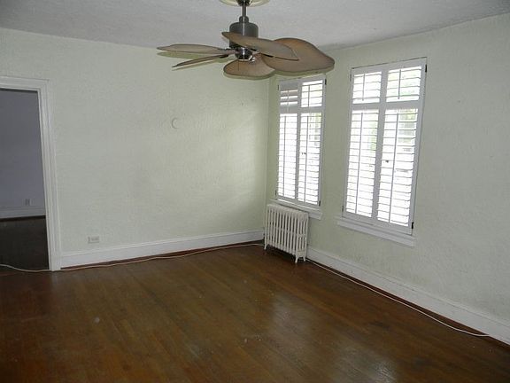 2nd image of 515 N Boulevard APT 7