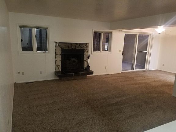 5th image of 1740 Eastridge Dr