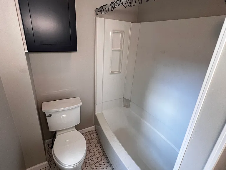 197 Sanford St — Photo 10