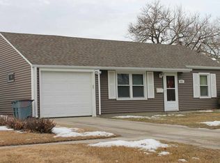 611 Roland St, Norfolk, NE 68701