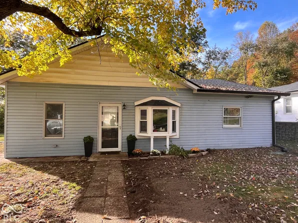 767 N Laymon Ave, Spencer, IN 47460