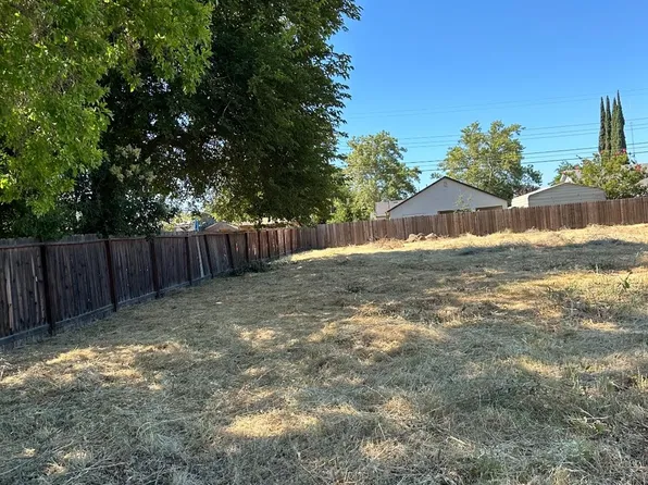 524 Tenaya Ave, Sacramento, CA 95833