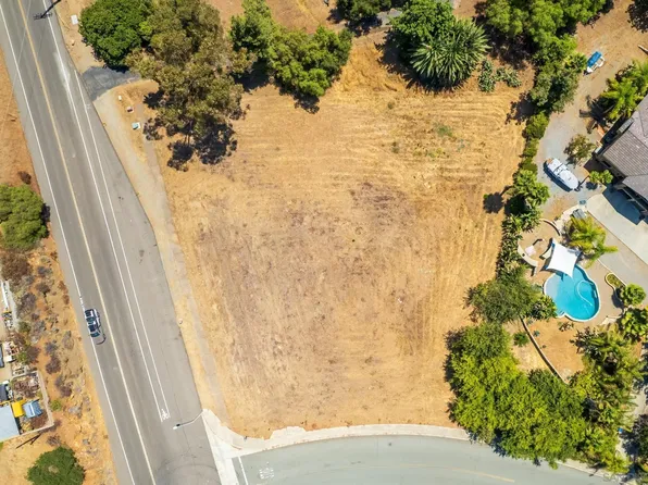 707 Singing Heights Dr #21, El Cajon, CA 92019