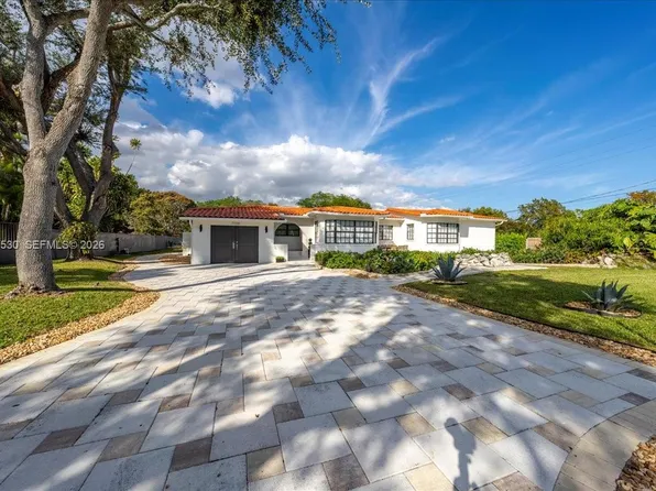 7705 SW 66th St, Miami, FL 33143