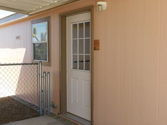 3rd image of 30060 N Escalante Blvd