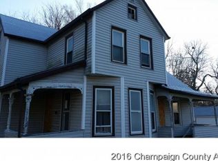 803 E Shawnee St, Freeport, IL 61032