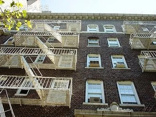 Rented by Compass | media 20