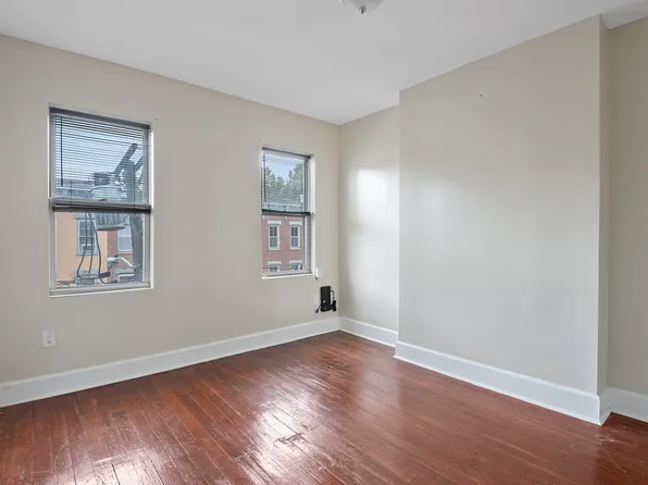 350 7th Street image 9 of 10