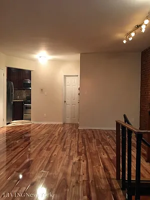 Rented by Living New York | media 12