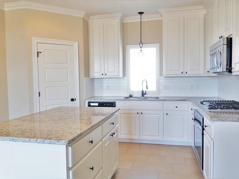 14092 Wetherly Dr — Photo 6